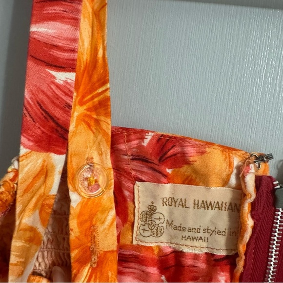 Royal Hawaiian Floral Romper Size XS - Picture 9 of 13
